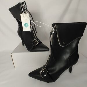 A New Day Black Zipper Buckle Pointed Toe Heeled Boots Size 8 NWT